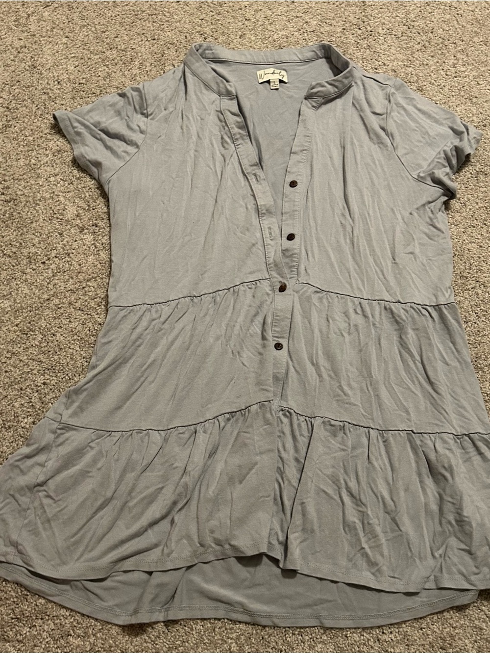 Wonderly Light Gray Tiered Button-Front Short Sleeve Top